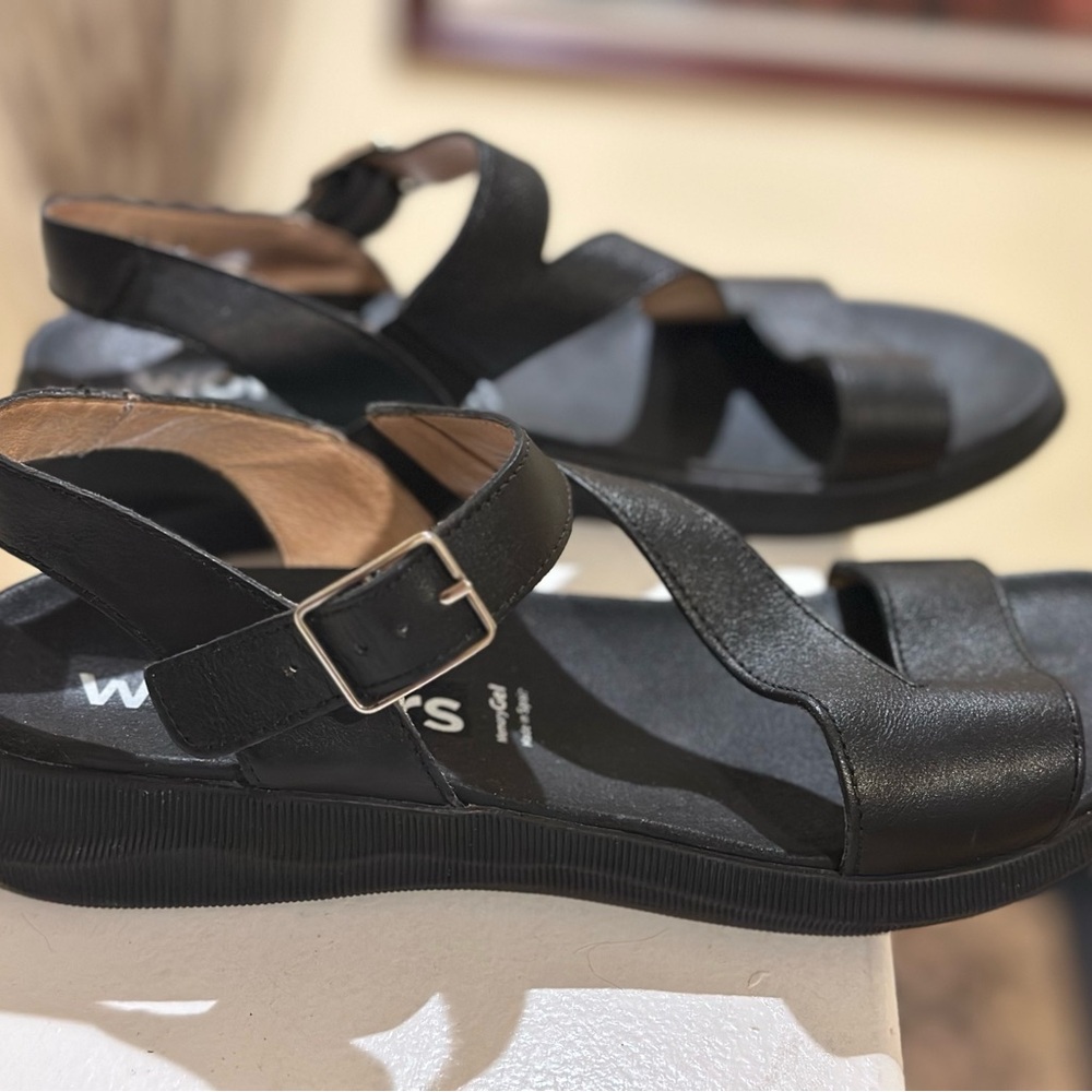Wonders Black Comfort Slingback Sandals